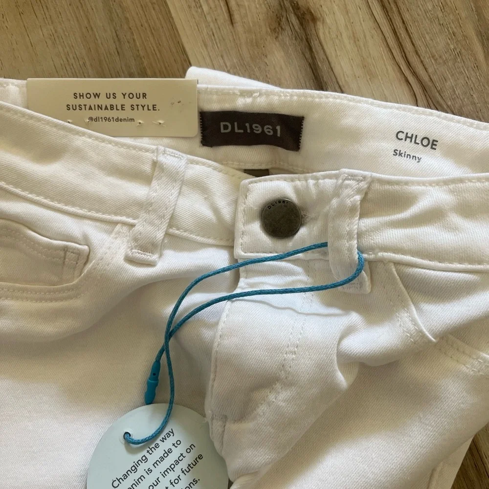 Chloe Skinny NWT DL1961 jeans